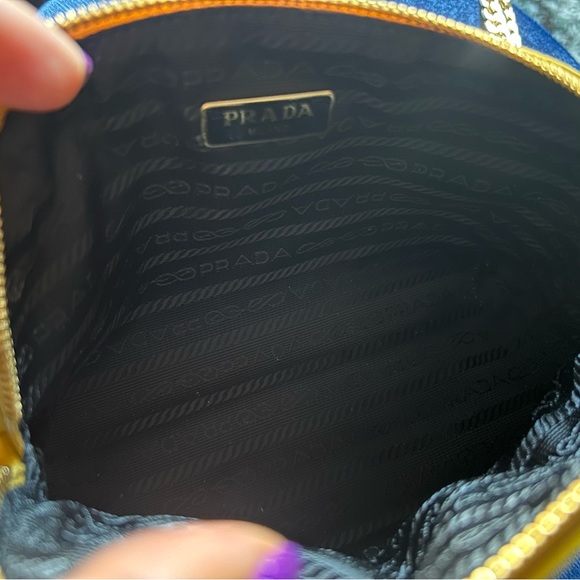Beautiful brand new Prada vanity pouch! - Picture 9 of 9